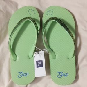 GAP green sandals